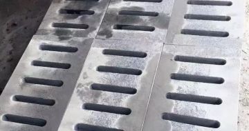 德州 芝麻灰石材沟盖板