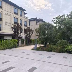 德州 芝麻白与芝麻白搭配铺装，尺寸1200*600