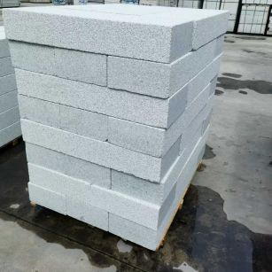 德州 芝麻白两面荔枝面台阶石