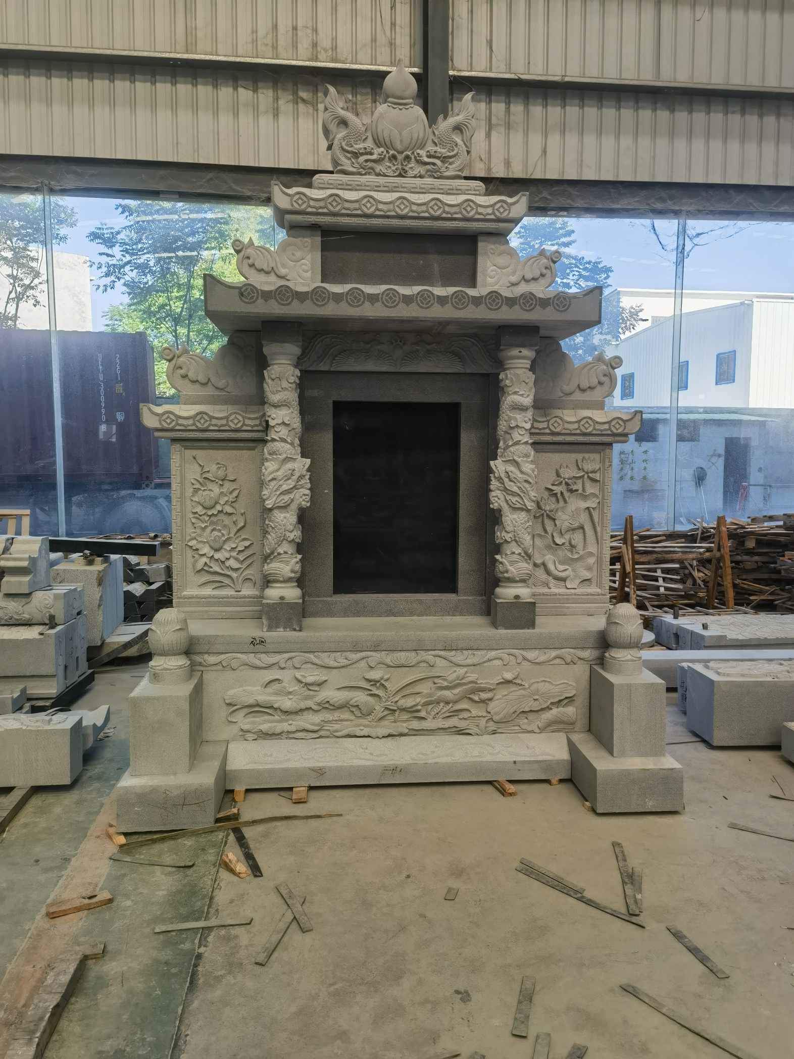 德州 芝麻灰高档墓碑、土墓，一套也支持定做