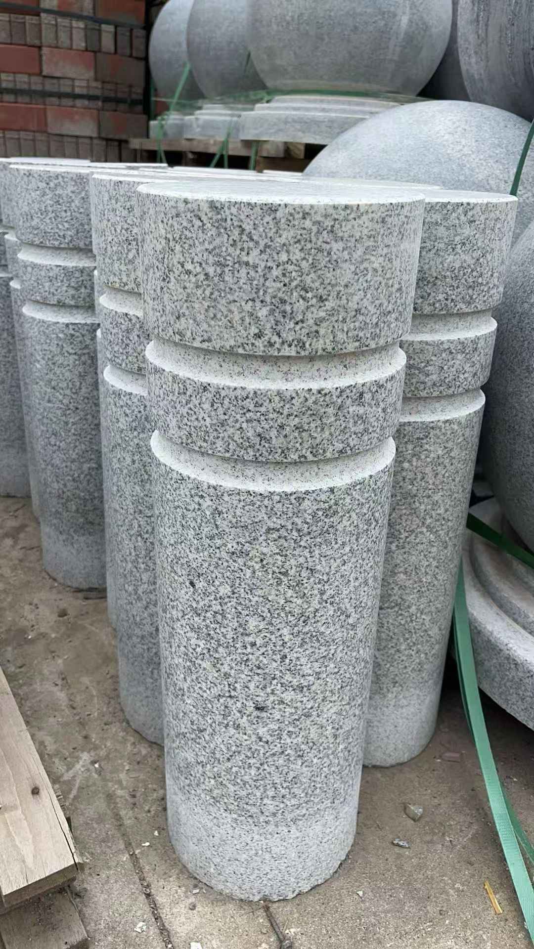 德州 芝麻白花岗岩挡车柱、隔离柱多少钱