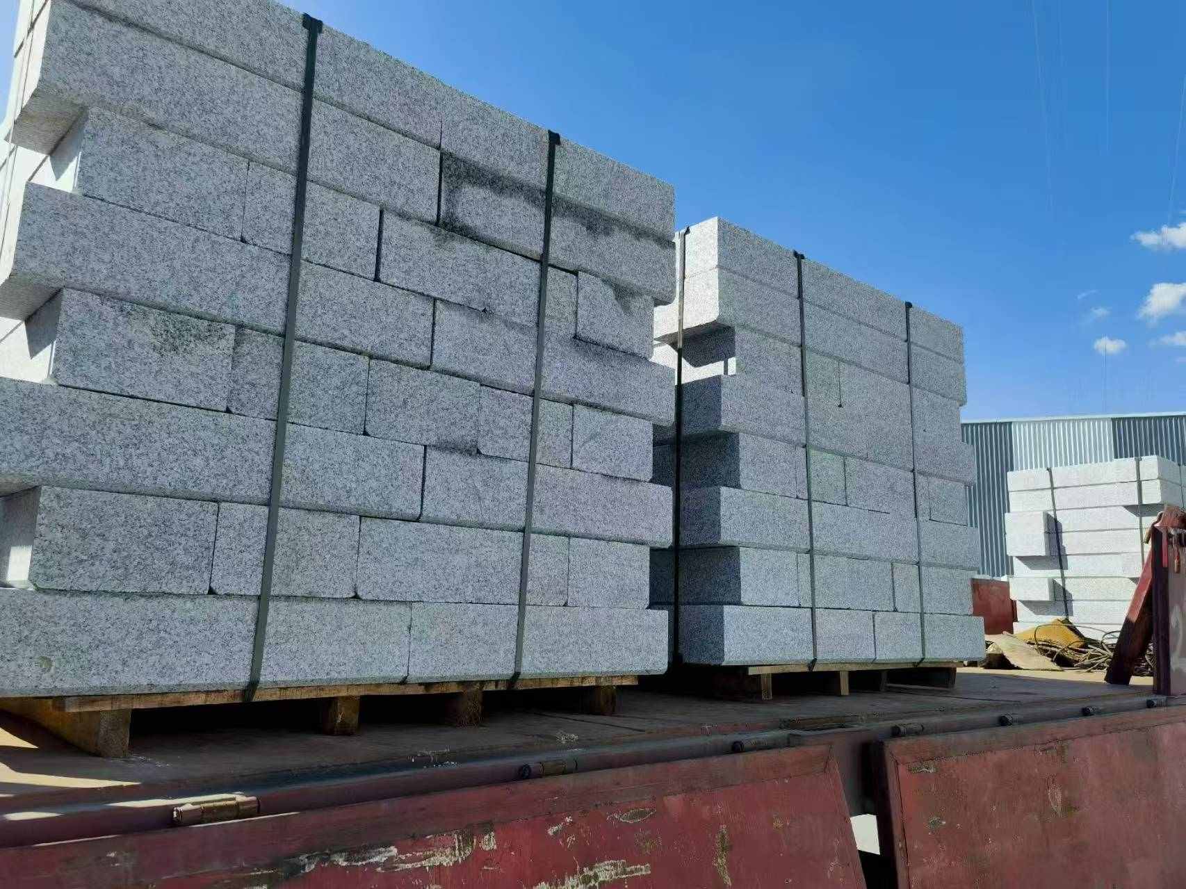 德州 路沿石装车出货