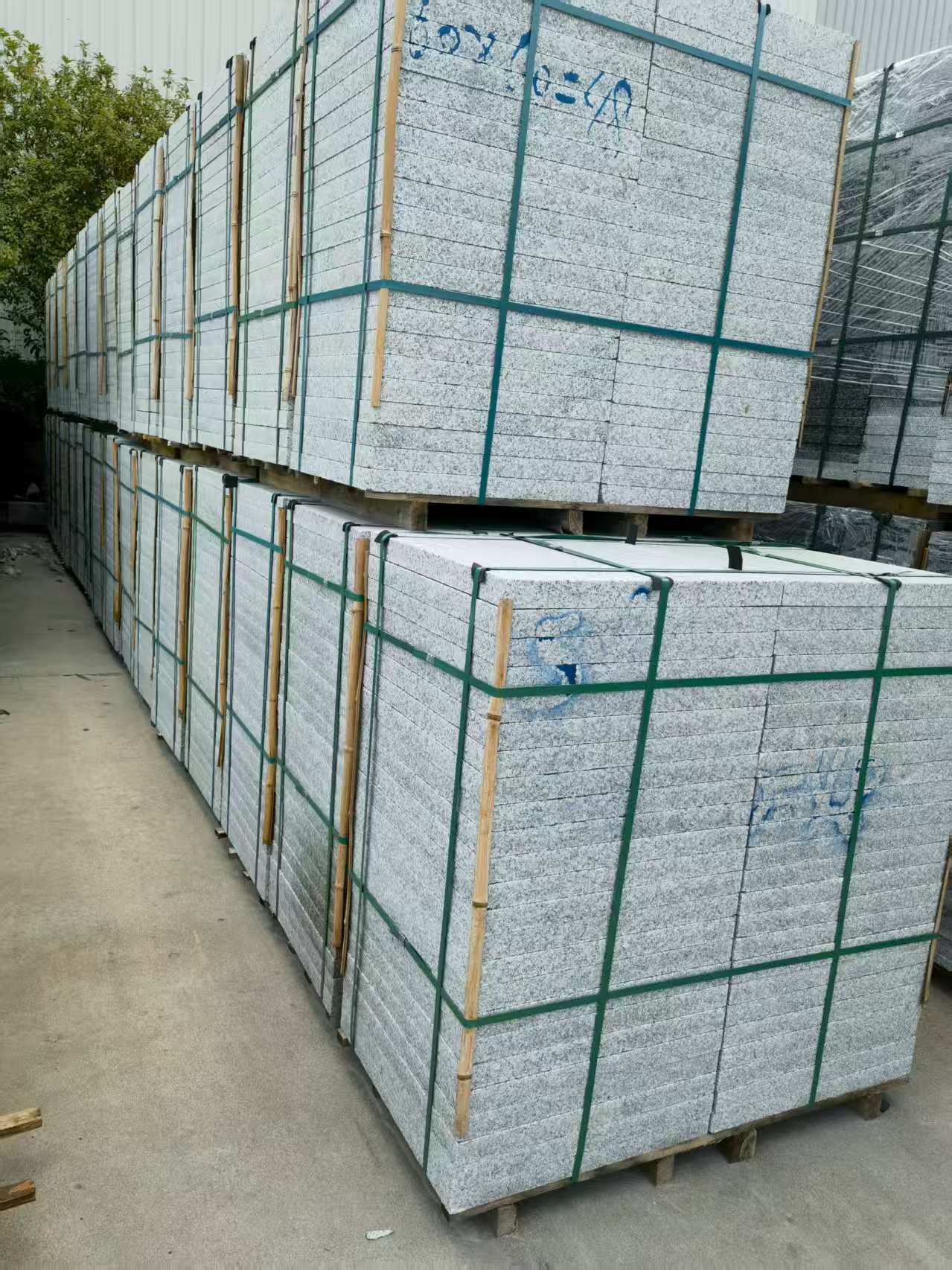 德州 大花芙蓉白火烧成品，市政园林广场地铺石